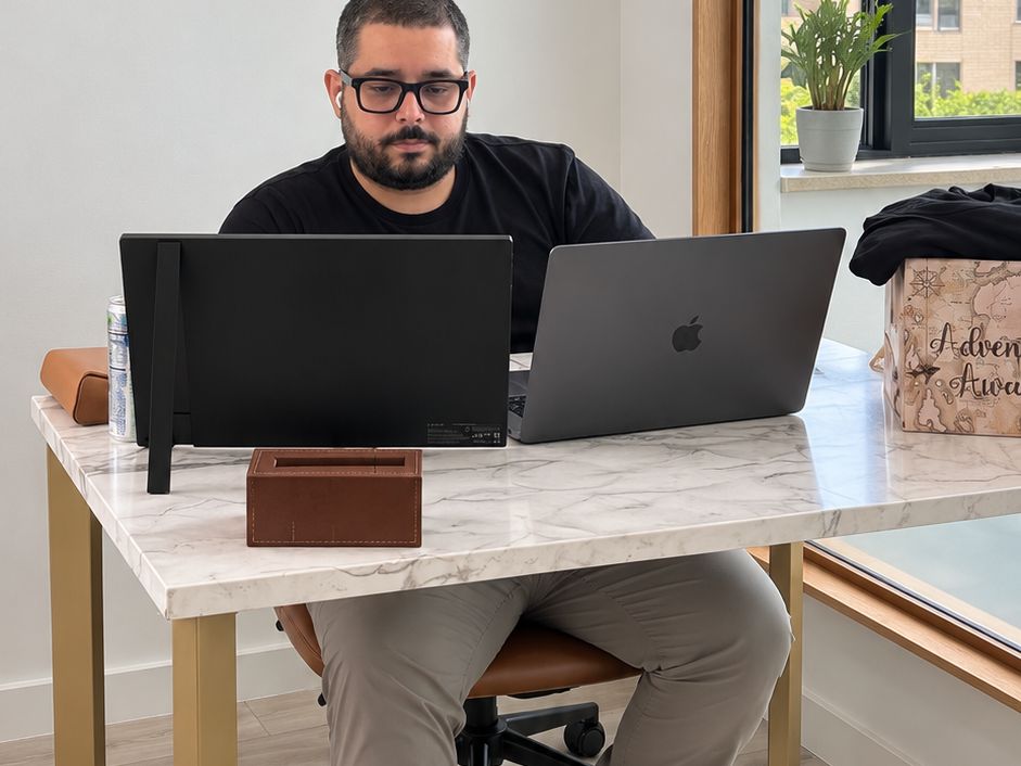 Open workspace photo
